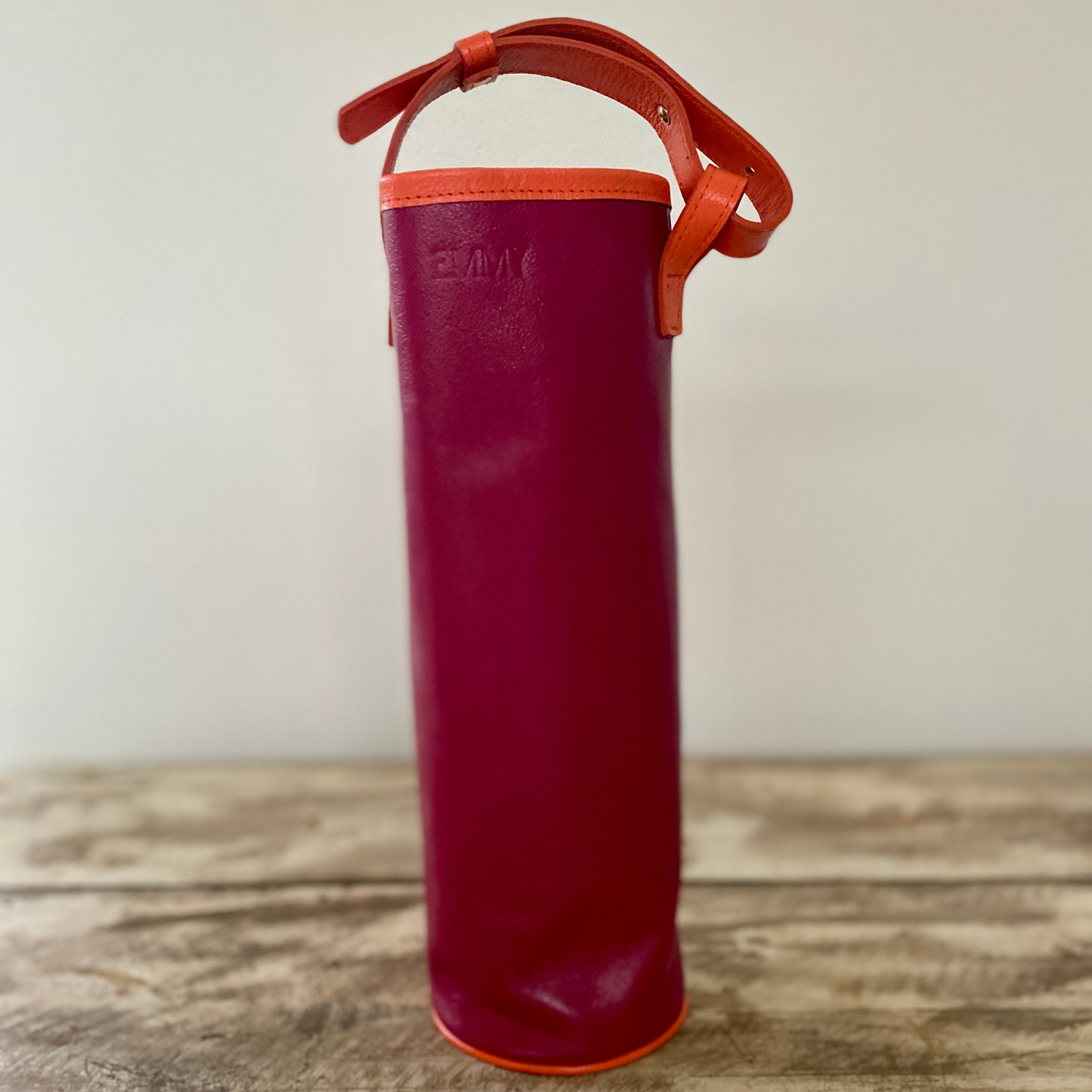 Porta Vinho Manu - Pronta Entrega