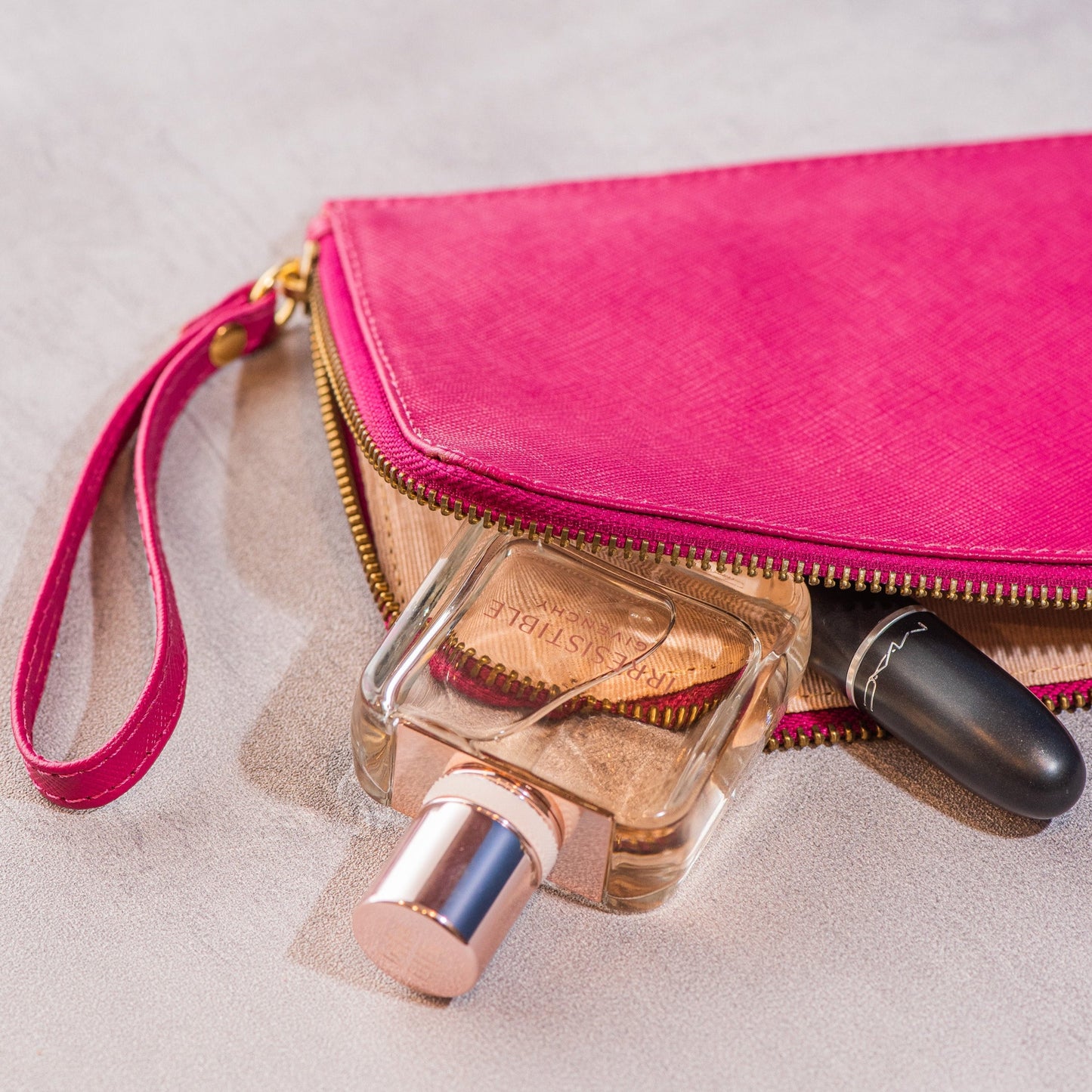 Necessaire Lila P - Pronta Entrega